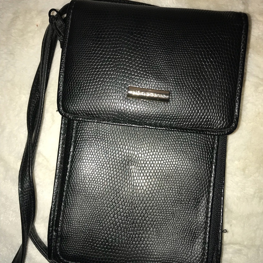 🍋
Cross-body Slim Purse
